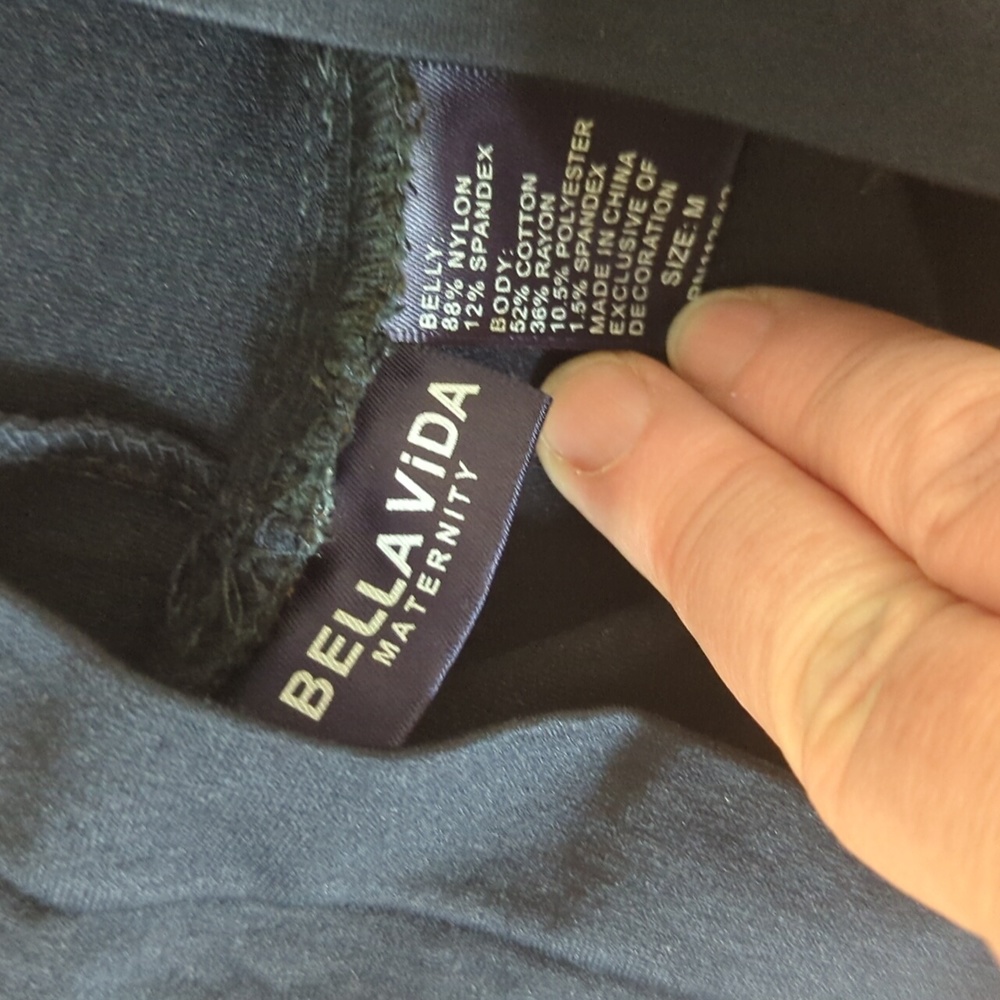 Bella Vida Maternity Dark Wash Maternity SkinnyJeans Medium - Picture 2 of 7